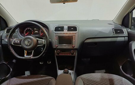 Volkswagen Polo VI (EU Market), 2018 год, 1 135 000 рублей, 9 фотография