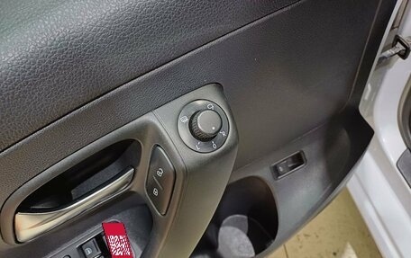 Volkswagen Polo VI (EU Market), 2018 год, 1 135 000 рублей, 17 фотография