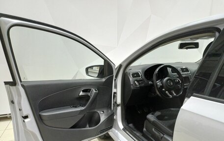 Volkswagen Polo VI (EU Market), 2018 год, 1 135 000 рублей, 23 фотография