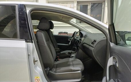 Volkswagen Polo VI (EU Market), 2018 год, 1 135 000 рублей, 31 фотография