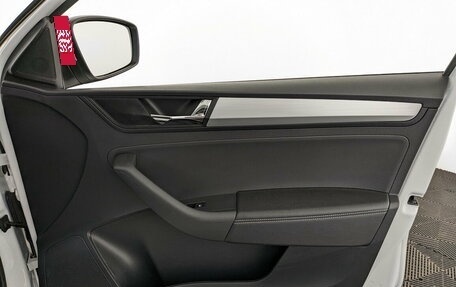 Skoda Rapid I, 2017 год, 1 150 000 рублей, 24 фотография