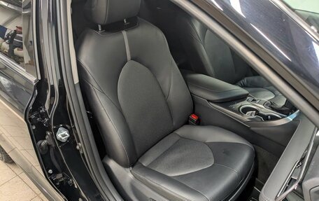 Toyota Camry, 2021 год, 3 420 000 рублей, 15 фотография