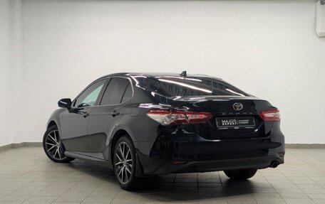 Toyota Camry, 2021 год, 3 420 000 рублей, 24 фотография