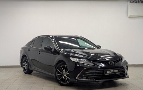 Toyota Camry, 2021 год, 3 420 000 рублей, 28 фотография