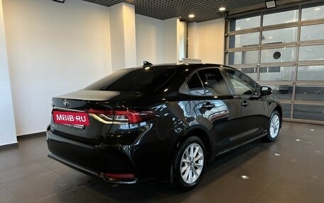 Toyota Corolla, 2019 год, 2 075 000 рублей, 3 фотография