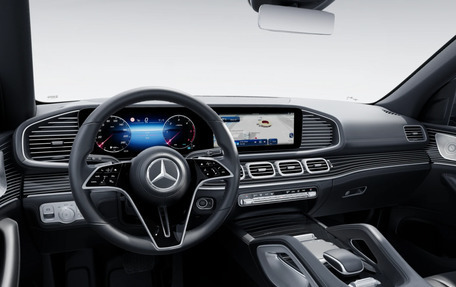 Mercedes-Benz GLS, 2025 год, 18 960 000 рублей, 2 фотография