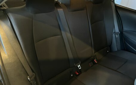 Toyota Corolla, 2019 год, 2 075 000 рублей, 32 фотография