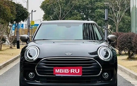 MINI Clubman, 2022 год, 1 720 000 рублей, 2 фотография