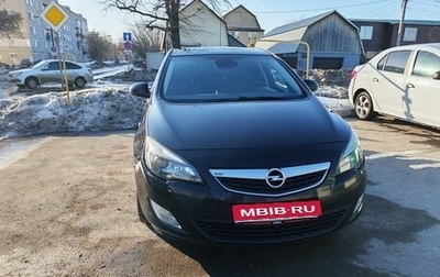 Opel Astra J, 2011 год, 650 000 рублей, 1 фотография