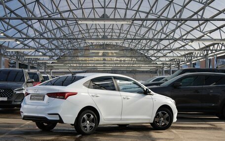 Hyundai Solaris II рестайлинг, 2017 год, 1 170 000 рублей, 5 фотография