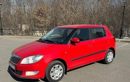 Skoda Fabia II, 2011 год, 380 000 рублей, 3 фотография