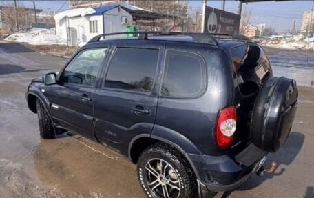 Chevrolet Niva I рестайлинг, 2015 год, 550 000 рублей, 3 фотография