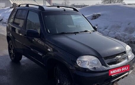 Chevrolet Niva I рестайлинг, 2015 год, 550 000 рублей, 2 фотография