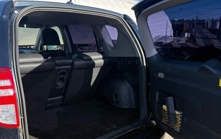 Toyota RAV4, 2011 год, 1 400 000 рублей, 6 фотография