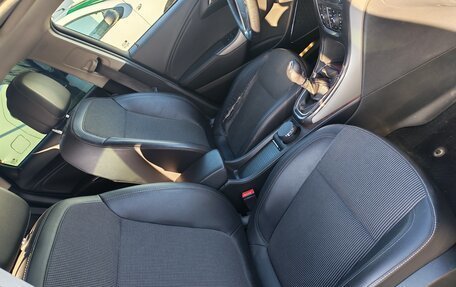 Opel Astra J, 2011 год, 650 000 рублей, 11 фотография