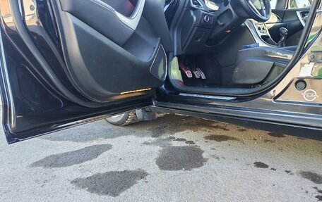 Opel Astra J, 2011 год, 650 000 рублей, 12 фотография