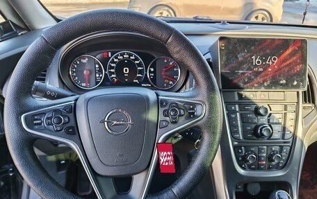 Opel Astra J, 2011 год, 650 000 рублей, 9 фотография