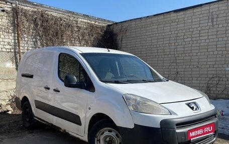 Peugeot Partner II рестайлинг 2, 2012 год, 550 000 рублей, 10 фотография