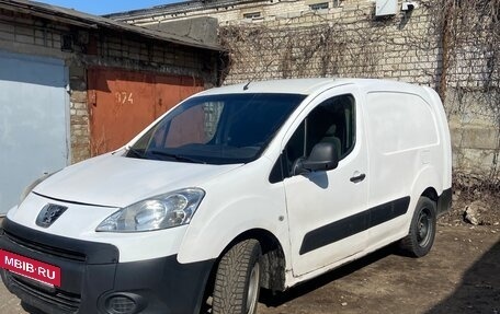 Peugeot Partner II рестайлинг 2, 2012 год, 550 000 рублей, 11 фотография