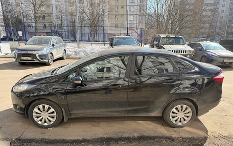 Ford Fiesta, 2018 год, 900 000 рублей, 4 фотография