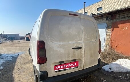 Peugeot Partner II рестайлинг 2, 2012 год, 550 000 рублей, 4 фотография