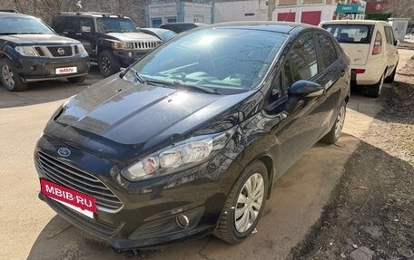 Ford Fiesta, 2018 год, 900 000 рублей, 2 фотография