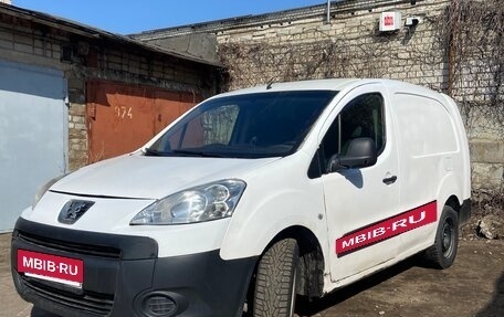 Peugeot Partner II рестайлинг 2, 2012 год, 550 000 рублей, 7 фотография