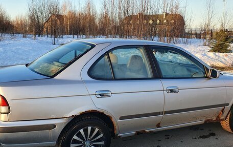 Nissan Sunny N16, 2001 год, 250 000 рублей, 2 фотография