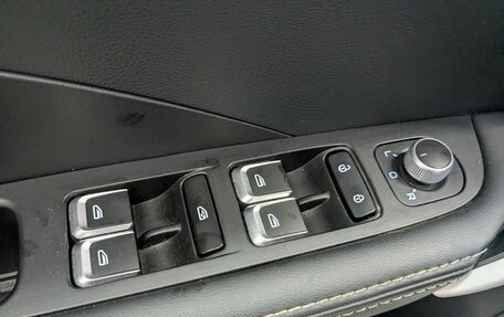 Geely Coolray I, 2023 год, 1 670 000 рублей, 9 фотография