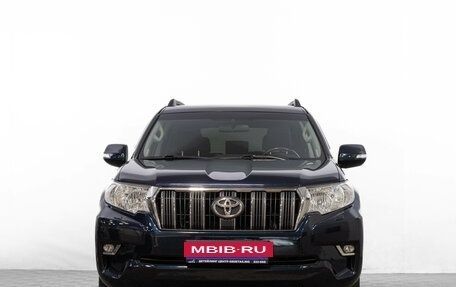 Toyota Land Cruiser Prado 150 рестайлинг 2, 2018 год, 4 799 000 рублей, 2 фотография