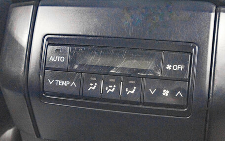 Toyota Land Cruiser Prado 150 рестайлинг 2, 2018 год, 4 799 000 рублей, 29 фотография