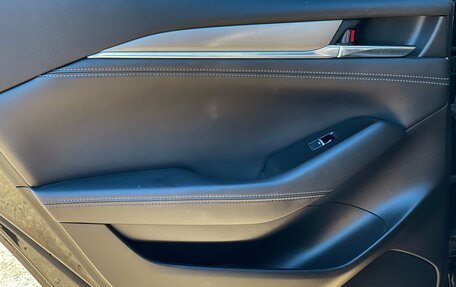 Mazda 6, 2018 год, 2 449 000 рублей, 21 фотография