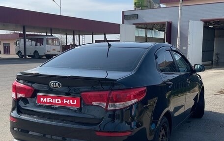 KIA Rio III рестайлинг, 2015 год, 650 000 рублей, 1 фотография