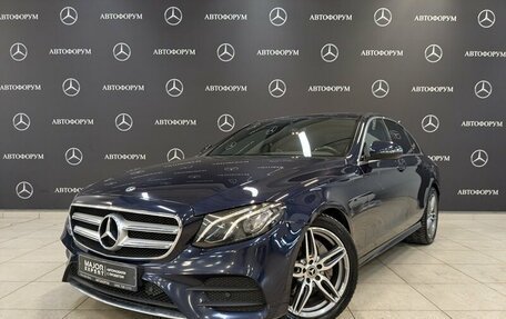 Mercedes-Benz E-Класс, 2019 год, 3 400 000 рублей, 1 фотография