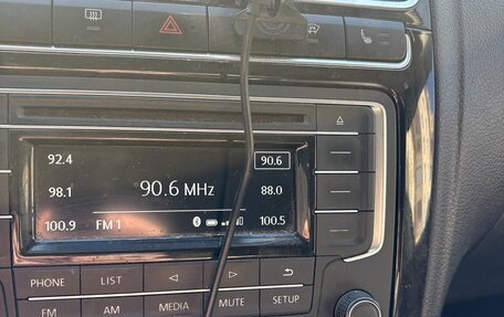 Volkswagen Polo VI (EU Market), 2017 год, 1 000 000 рублей, 8 фотография