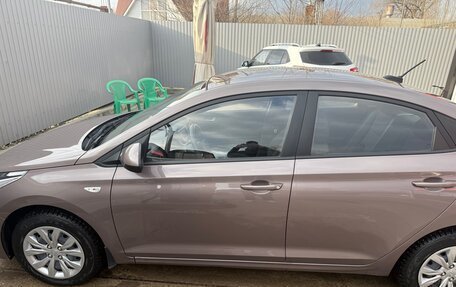 Hyundai Solaris II рестайлинг, 2018 год, 1 500 000 рублей, 4 фотография