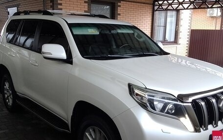 Toyota Land Cruiser Prado 150 рестайлинг 2, 2014 год, 3 250 000 рублей, 2 фотография