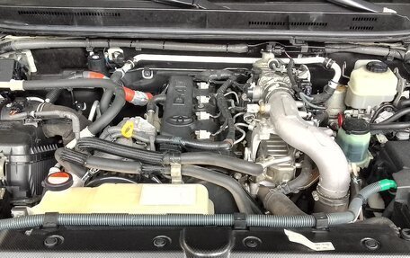 Toyota Land Cruiser Prado 150 рестайлинг 2, 2014 год, 3 250 000 рублей, 11 фотография