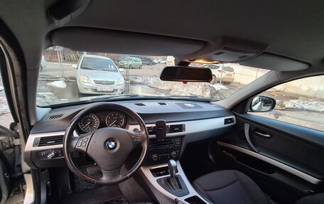 BMW 3 серия, 2009 год, 1 350 000 рублей, 9 фотография