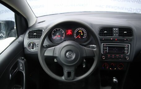 Volkswagen Polo VI (EU Market), 2013 год, 760 000 рублей, 13 фотография