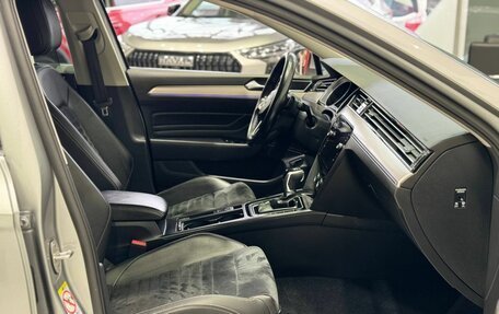 Volkswagen Passat B8 рестайлинг, 2019 год, 2 189 900 рублей, 9 фотография