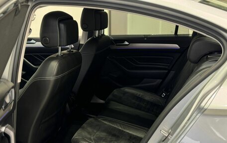 Volkswagen Passat B8 рестайлинг, 2019 год, 2 189 900 рублей, 11 фотография