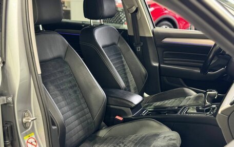 Volkswagen Passat B8 рестайлинг, 2019 год, 2 189 900 рублей, 10 фотография