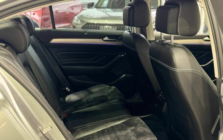 Volkswagen Passat B8 рестайлинг, 2019 год, 2 189 900 рублей, 12 фотография