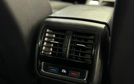 Volkswagen Passat B8 рестайлинг, 2019 год, 2 189 900 рублей, 18 фотография