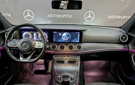 Mercedes-Benz E-Класс, 2019 год, 3 400 000 рублей, 14 фотография