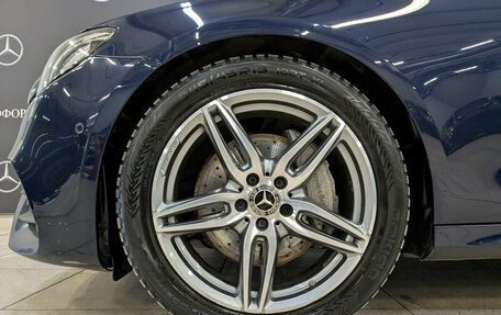 Mercedes-Benz E-Класс, 2019 год, 3 400 000 рублей, 25 фотография