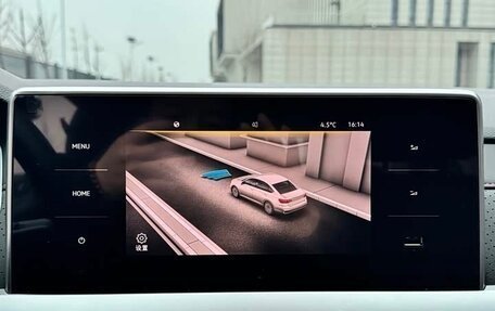 Volkswagen Lavida, 2023 год, 1 750 000 рублей, 7 фотография