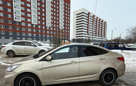 Hyundai Solaris II рестайлинг, 2012 год, 680 000 рублей, 2 фотография