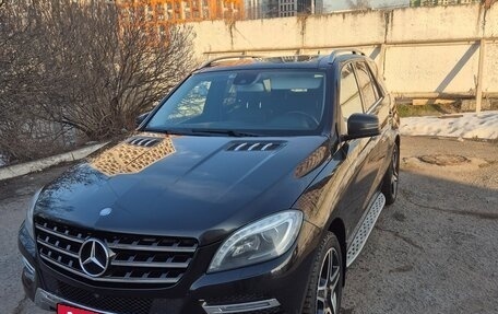 Mercedes-Benz M-Класс, 2013 год, 2 250 000 рублей, 2 фотография